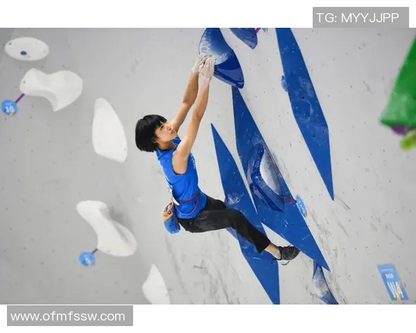 成都攀岩队的转型之路与攀岩热点的深度解析与展望